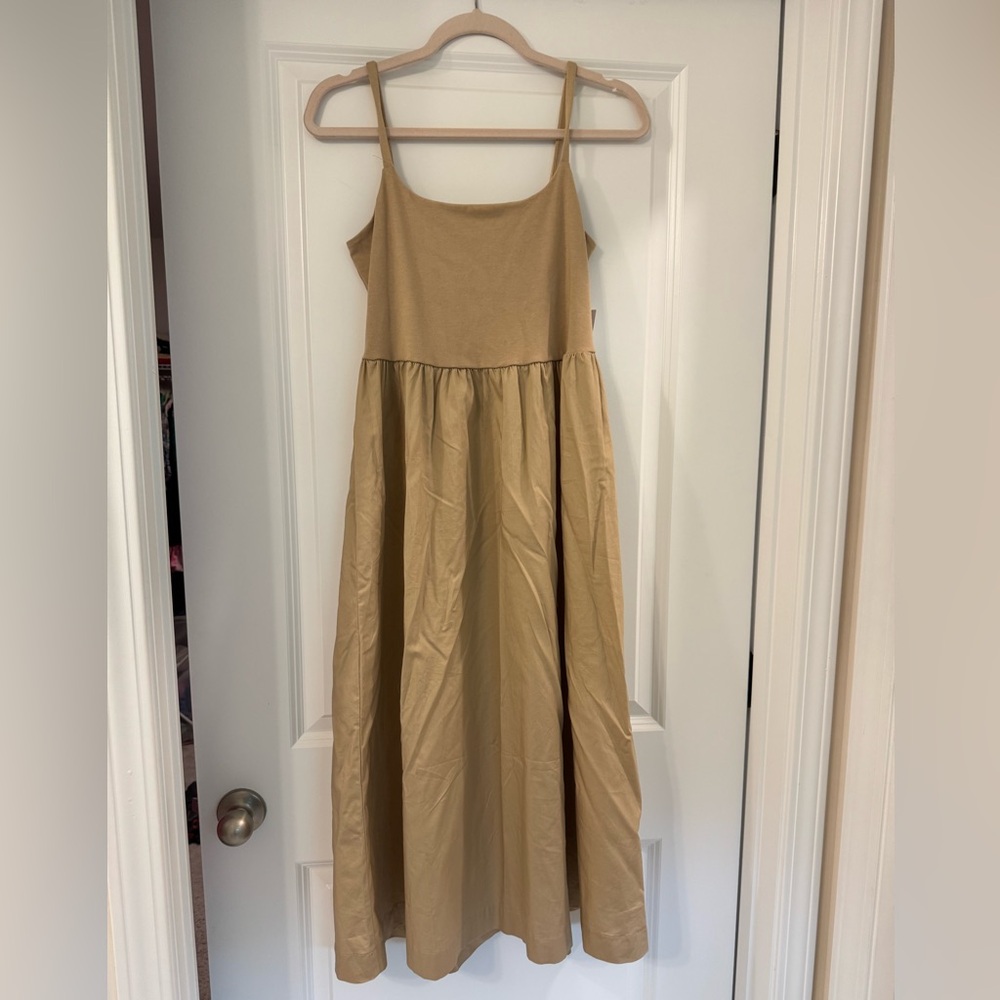 Old Navy Green Spaghetti Strap Maxi Sundress